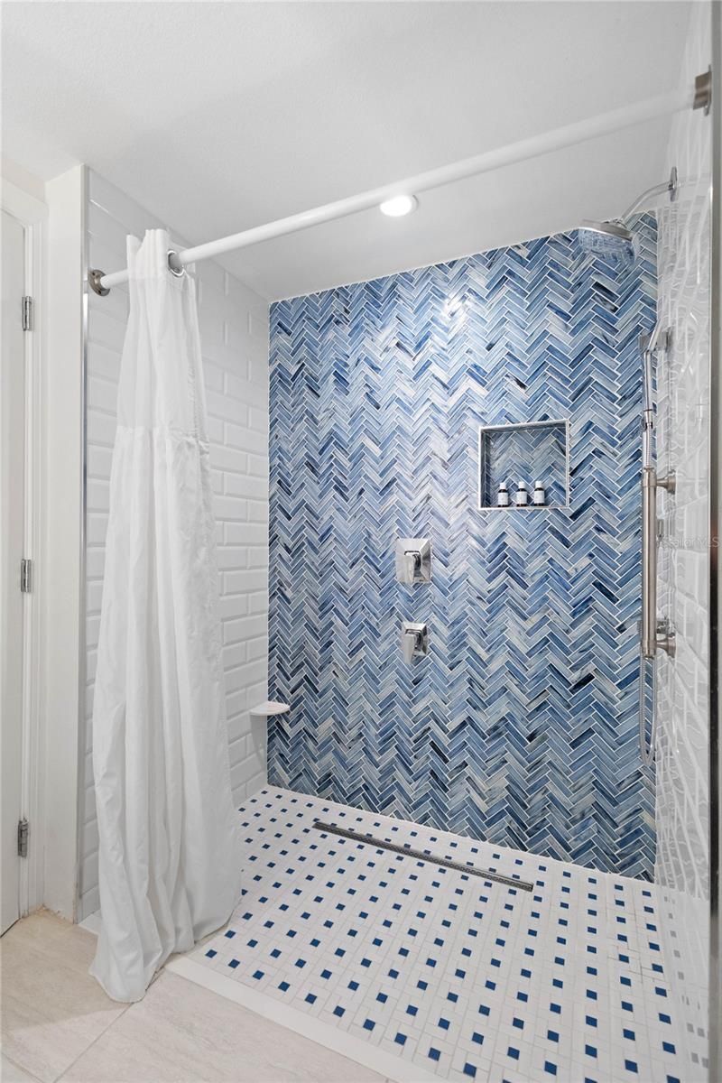 240 Sands Point Road, Unit 4104, Longboat Key, FL 34228 Photo