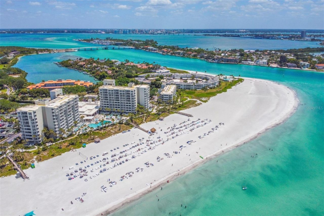 240 Sands Point Road, Unit 4104, Longboat Key, FL 34228 Photo