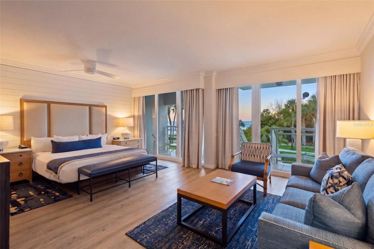 240 Sands Point Road, Unit 4104, Longboat Key, FL 34228 Photo