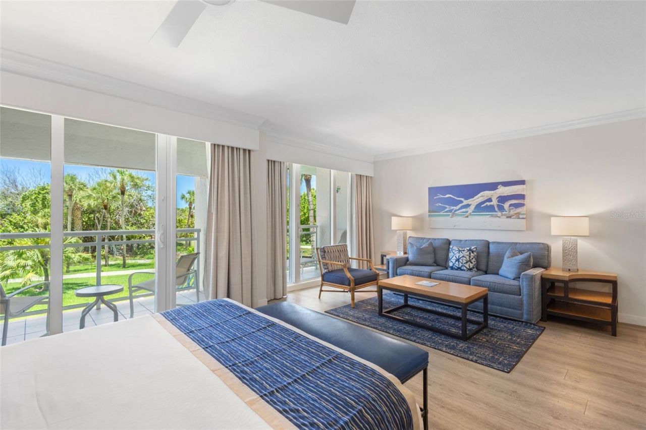 240 Sands Point Road, Unit 4104, Longboat Key, FL 34228 Photo