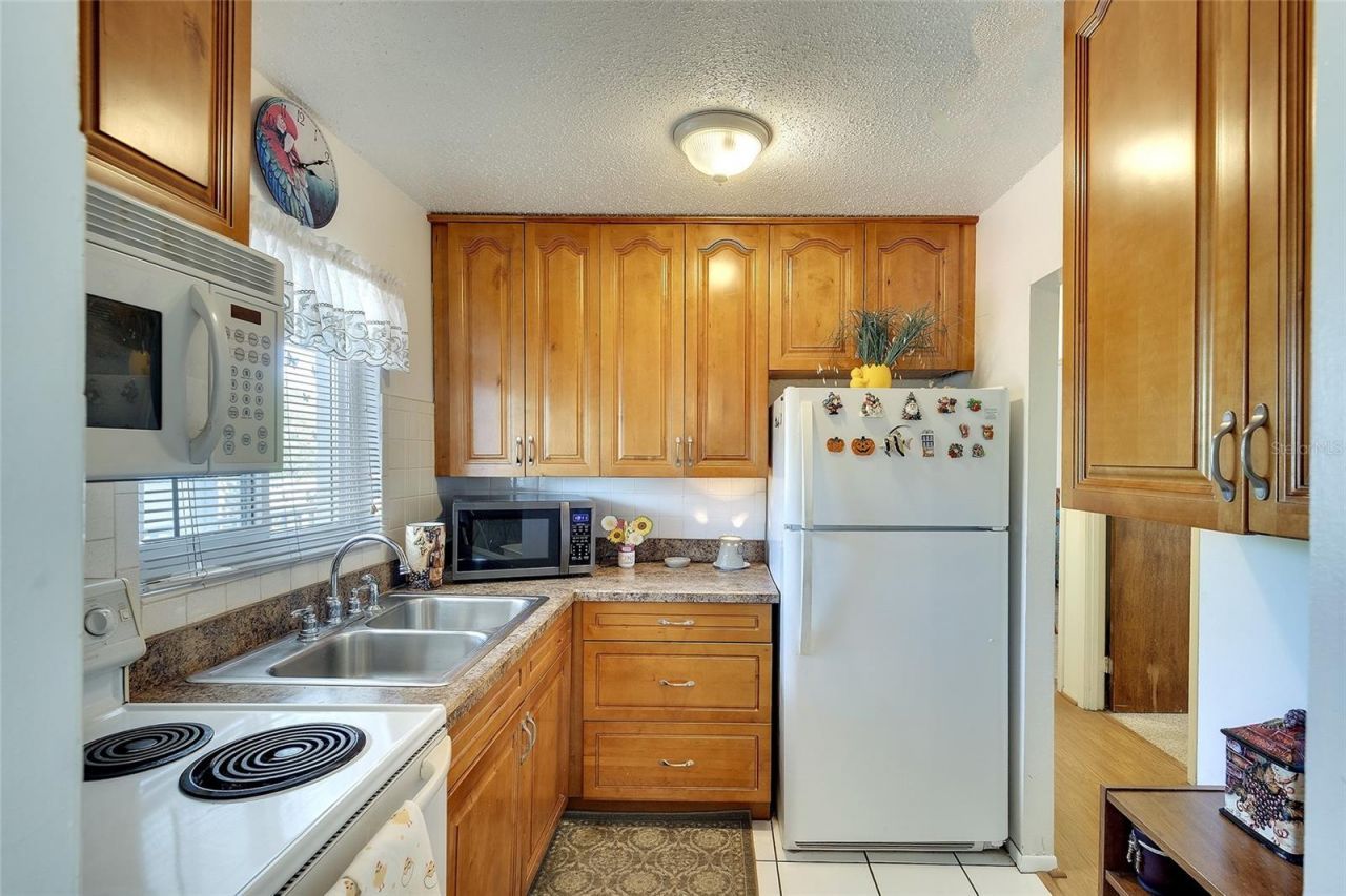 2449 Flamingo Boulevard, Unit K35, Bradenton, FL 34207 Photo