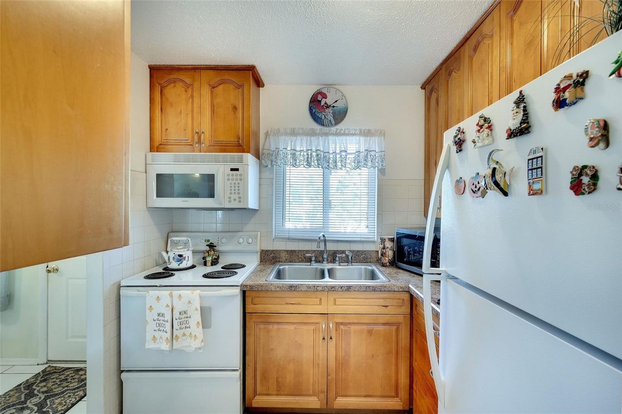 2449 Flamingo Boulevard, Unit K35, Bradenton, FL 34207 Photo