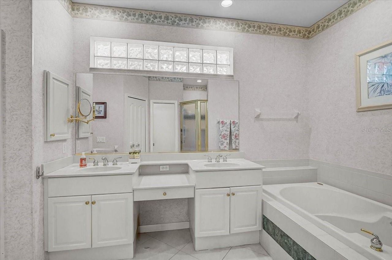 103 Bishops Court Road , Osprey, FL 34229 Photo