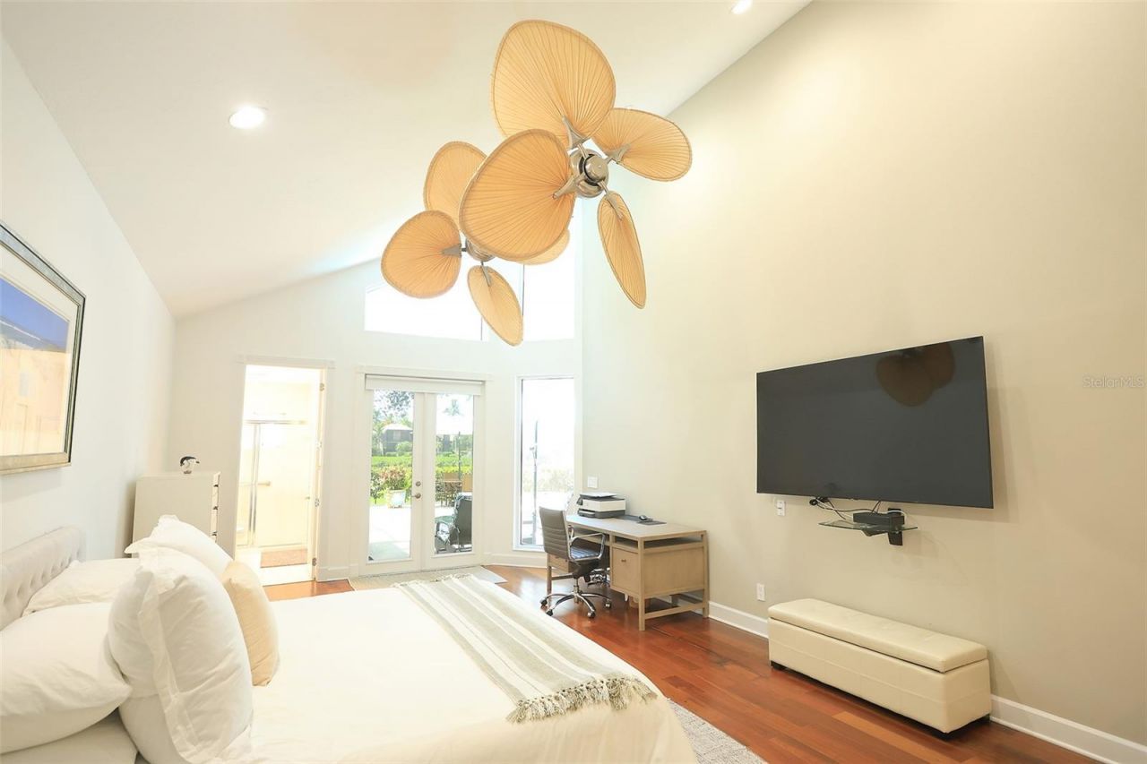 3527 Fair Oaks Lane, Longboat Key, FL 34228 Photo