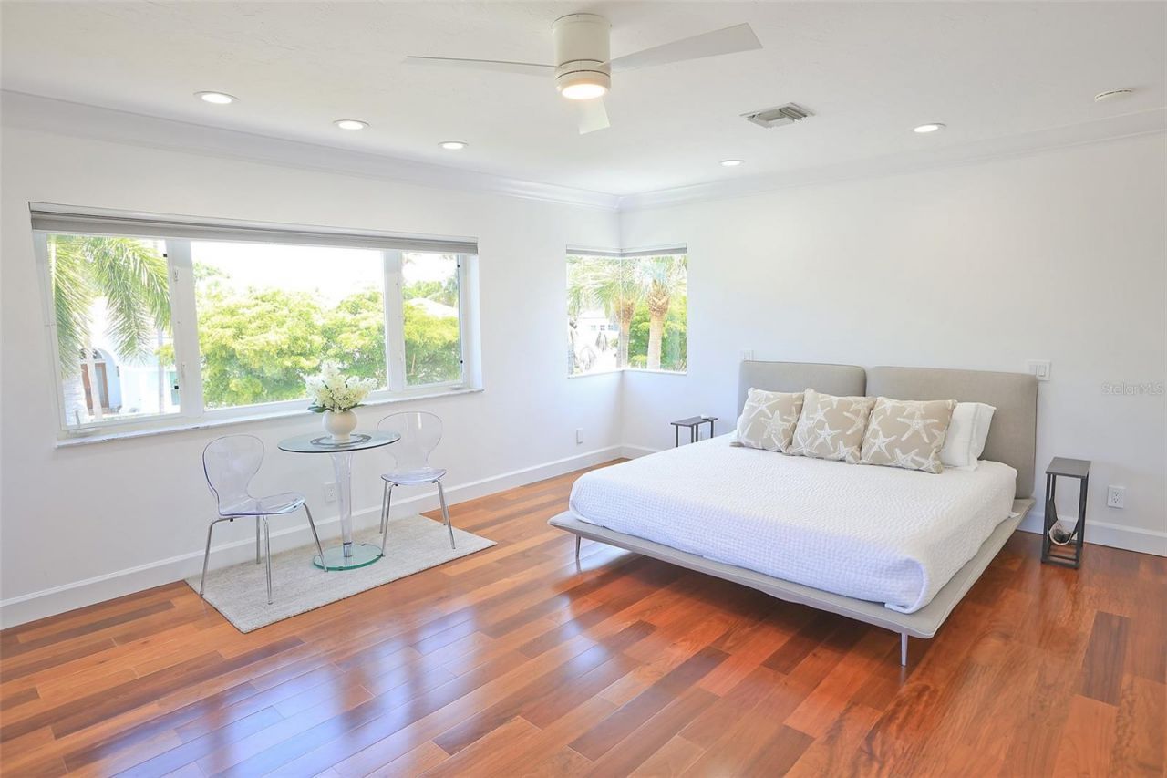 3527 Fair Oaks Lane, Longboat Key, FL 34228 Photo