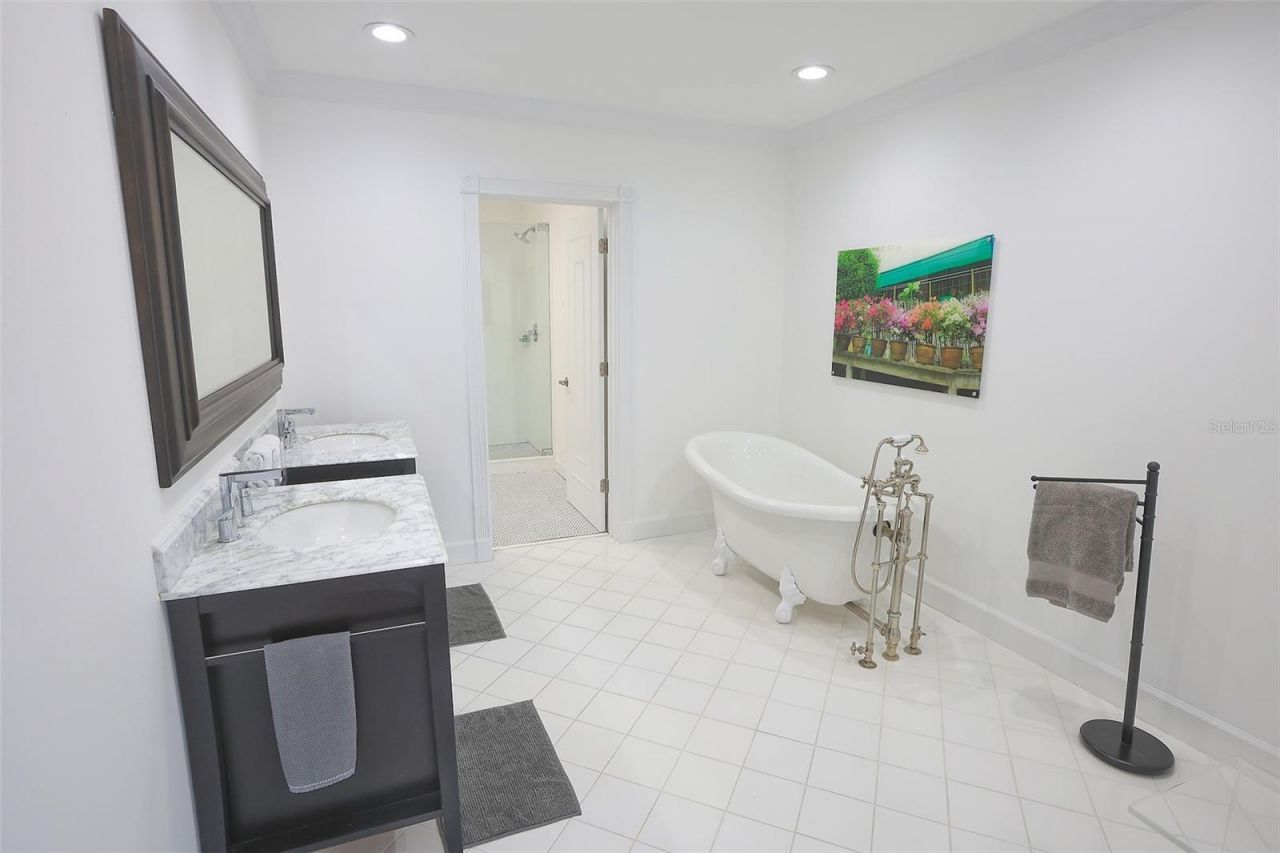 3527 Fair Oaks Lane, Longboat Key, FL 34228 Photo