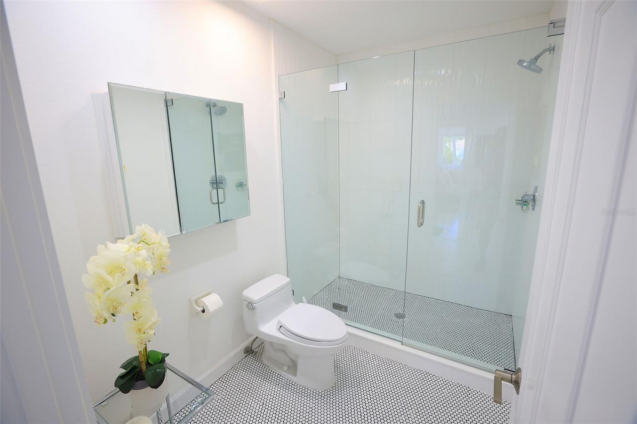 3527 Fair Oaks Lane, Longboat Key, FL 34228 Photo