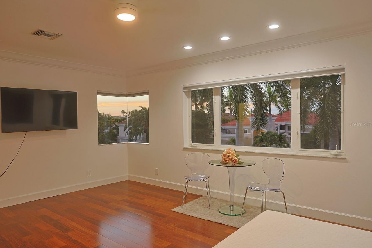 3527 Fair Oaks Lane, Longboat Key, FL 34228 Photo