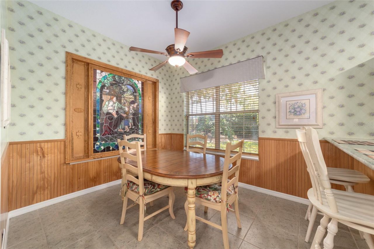 1074 Avenida Sonoma, Lady Lake, FL 32159 Photo