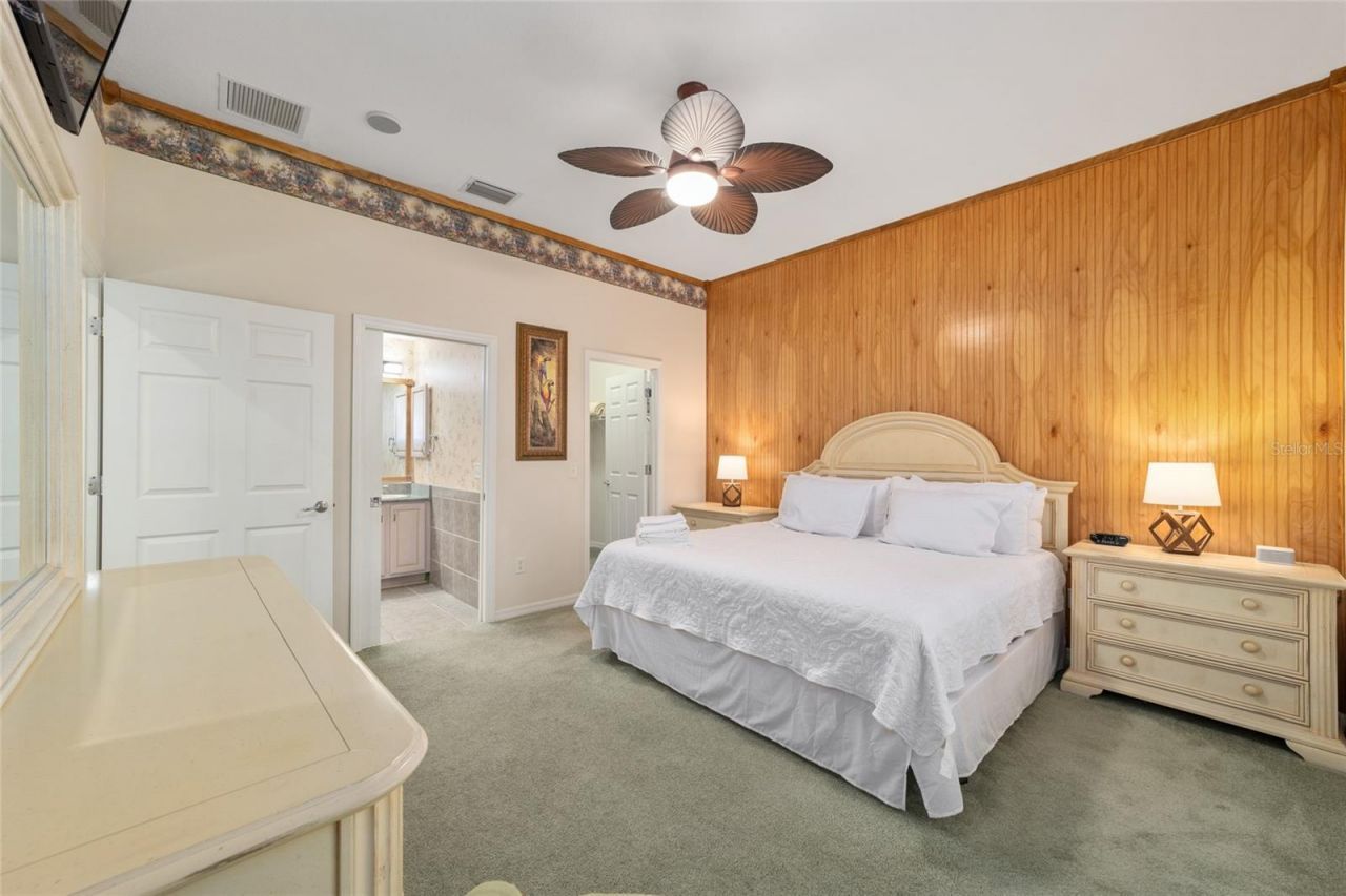 1074 Avenida Sonoma, Lady Lake, FL 32159 Photo