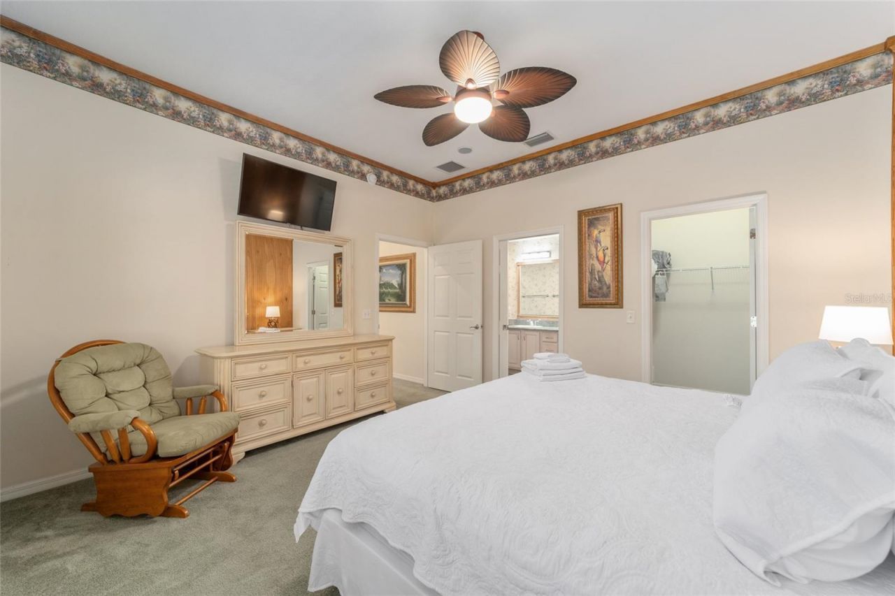 1074 Avenida Sonoma, Lady Lake, FL 32159 Photo