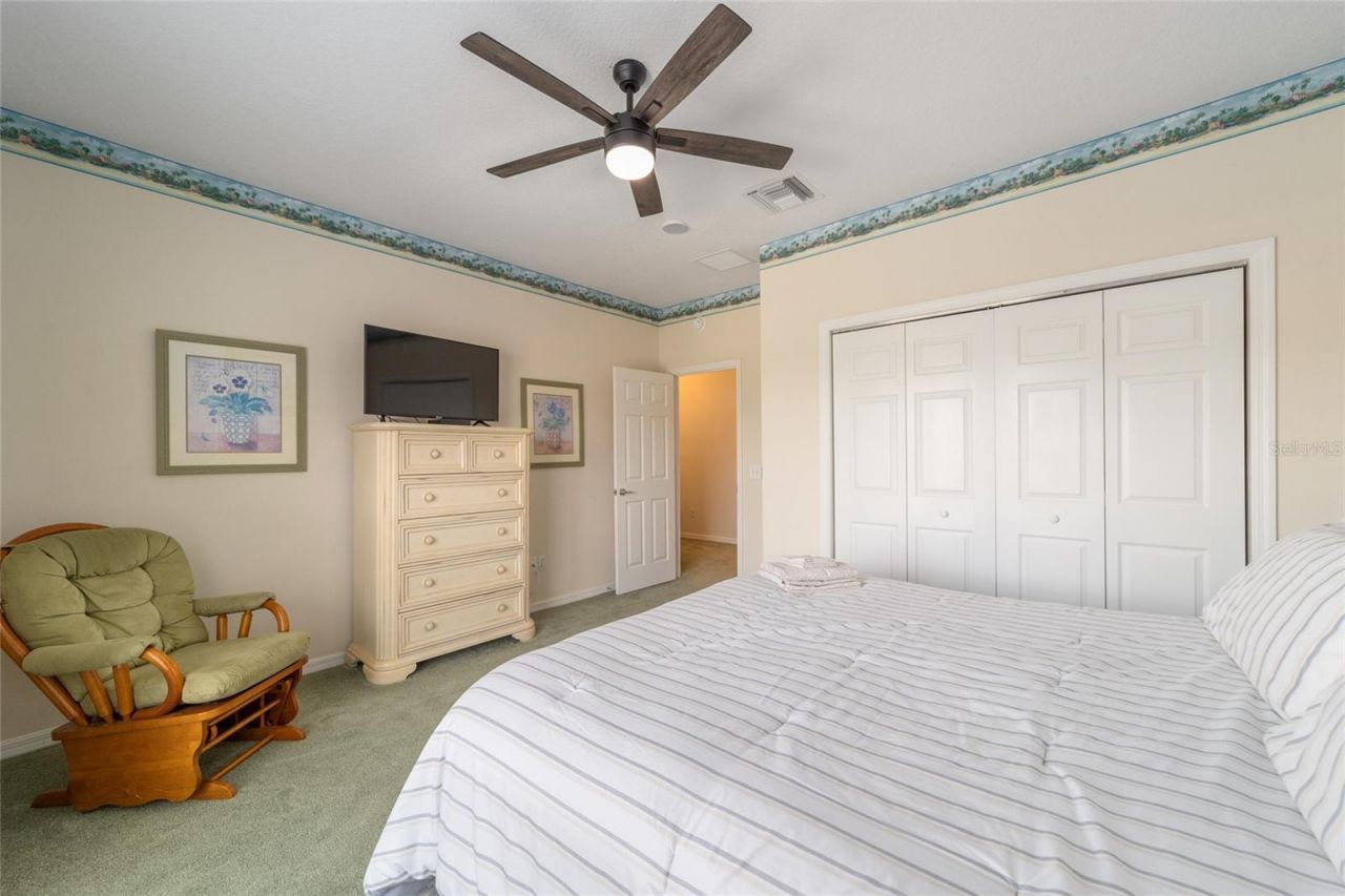1074 Avenida Sonoma, Lady Lake, FL 32159 Photo