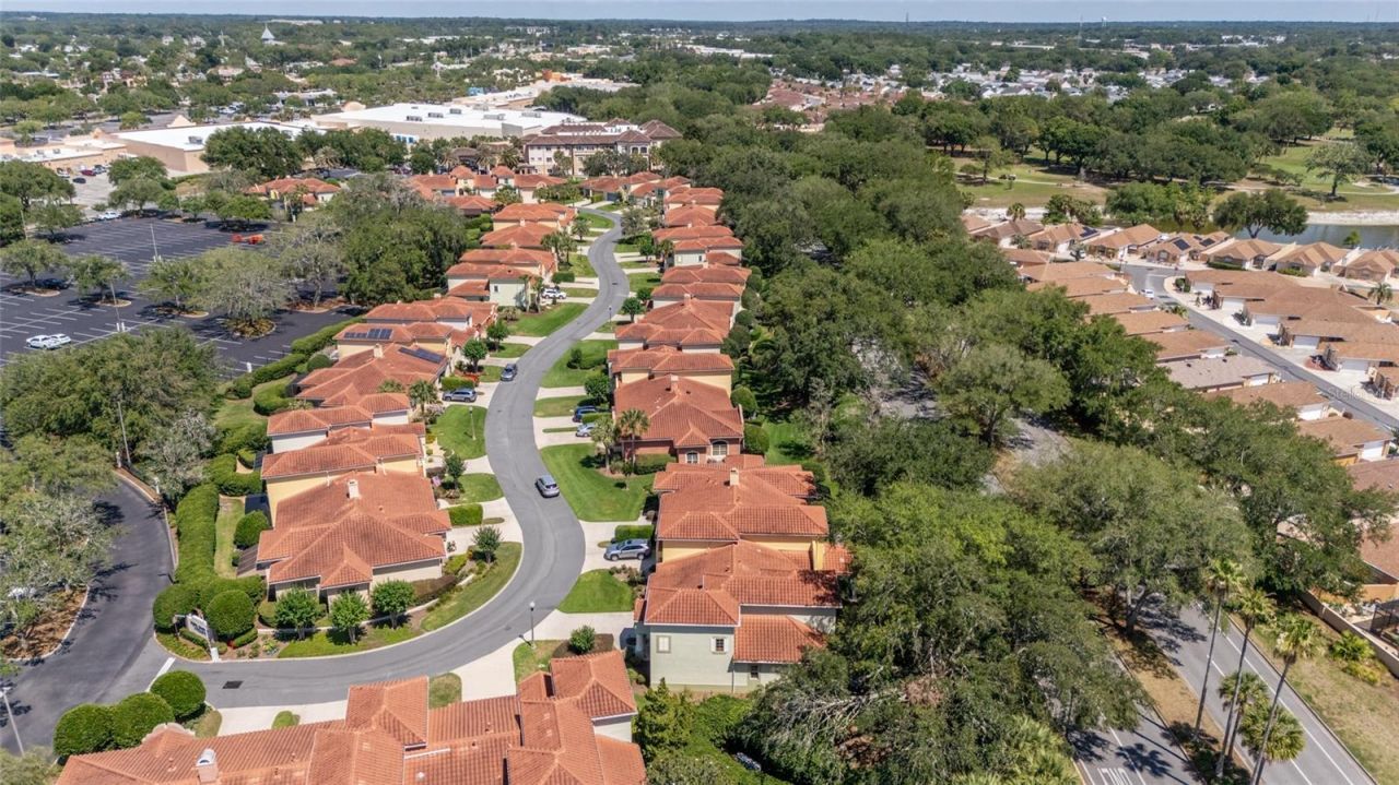 1074 Avenida Sonoma, Lady Lake, FL 32159 Photo