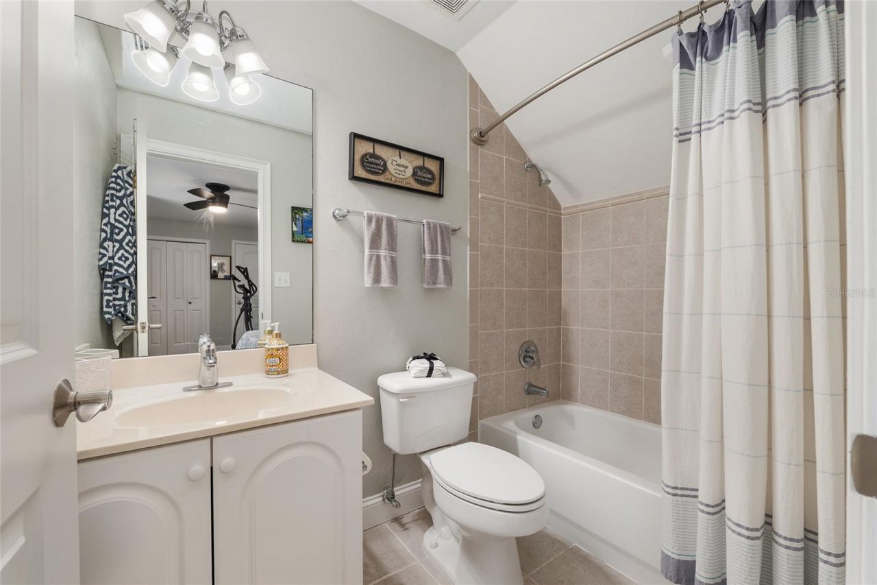 5115 NW 57th Terrace , Gainesville, FL 32653 Photo