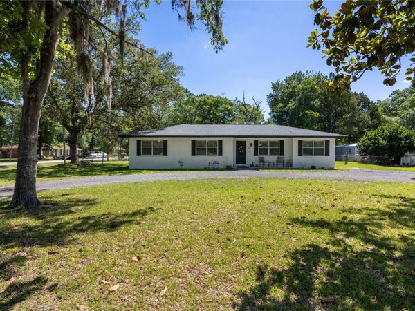926 WOODLAWN STREET , STARKE, FL 32091