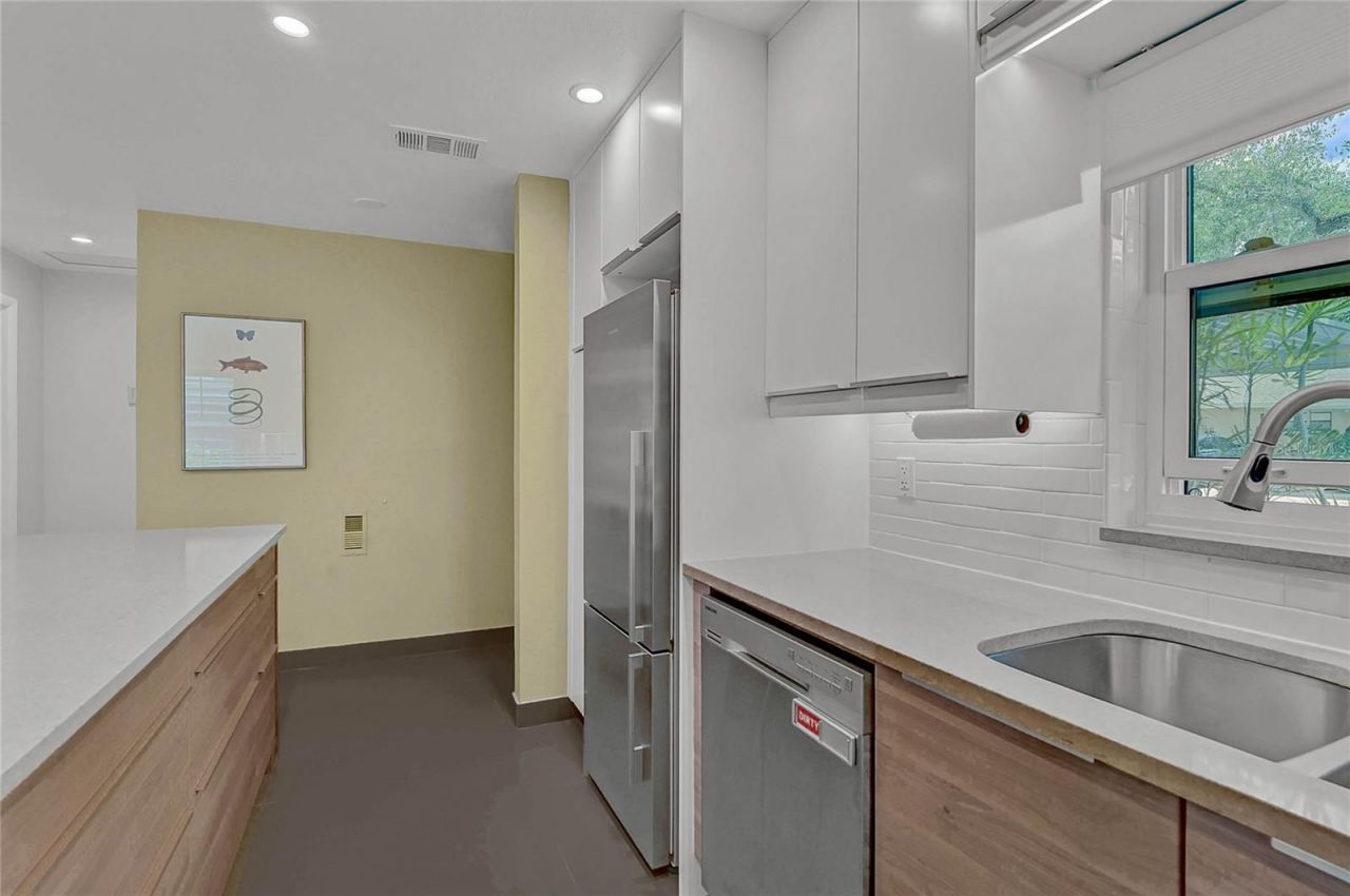 5033 Village Gardens Drive, Unit 24, Sarasota, FL 34234 Photo