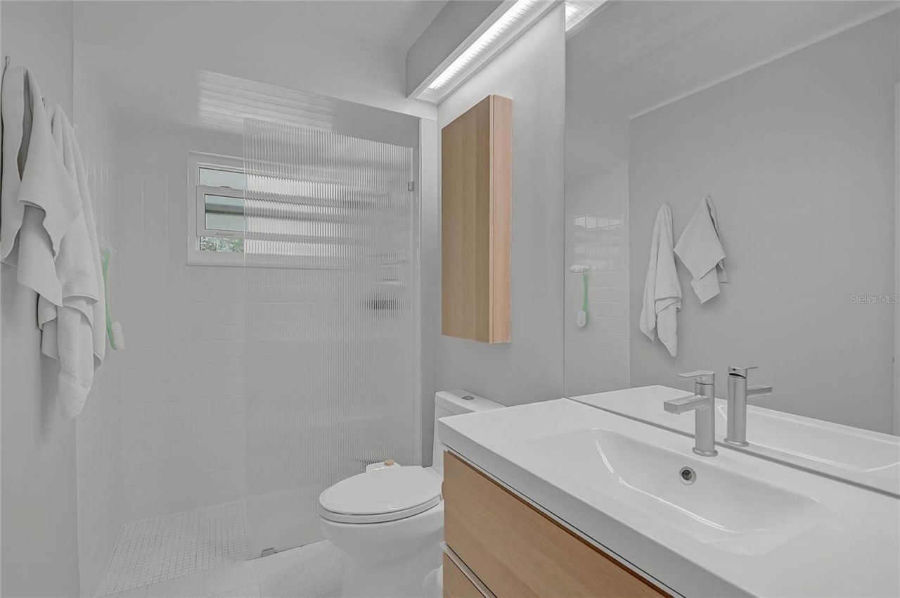 5033 Village Gardens Drive, Unit 24, Sarasota, FL 34234 Photo