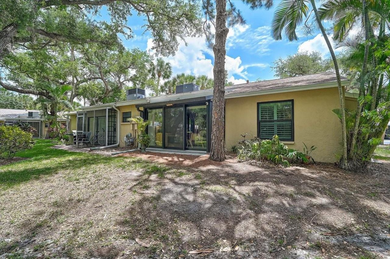 5033 Village Gardens Drive, Unit 24, Sarasota, FL 34234 Photo