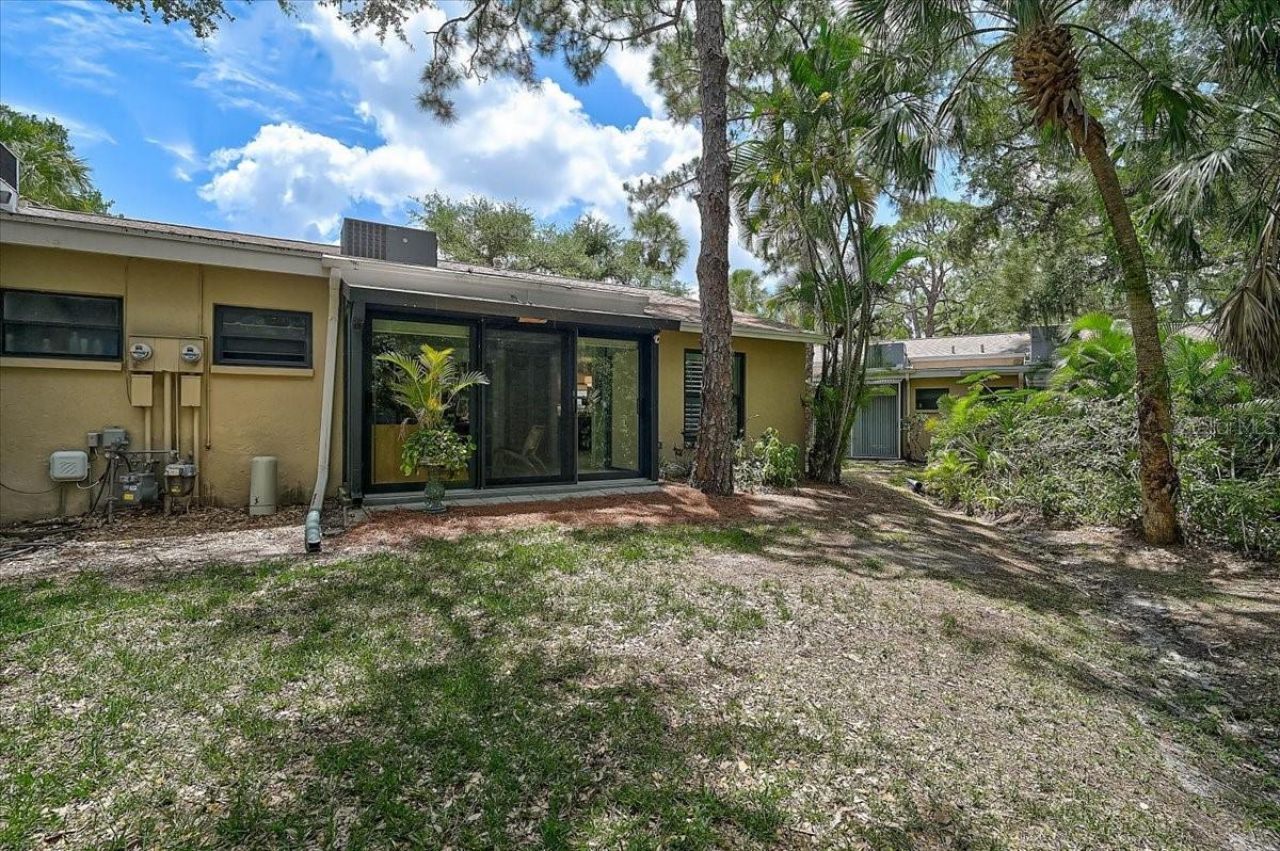 5033 Village Gardens Drive, Unit 24, Sarasota, FL 34234 Photo