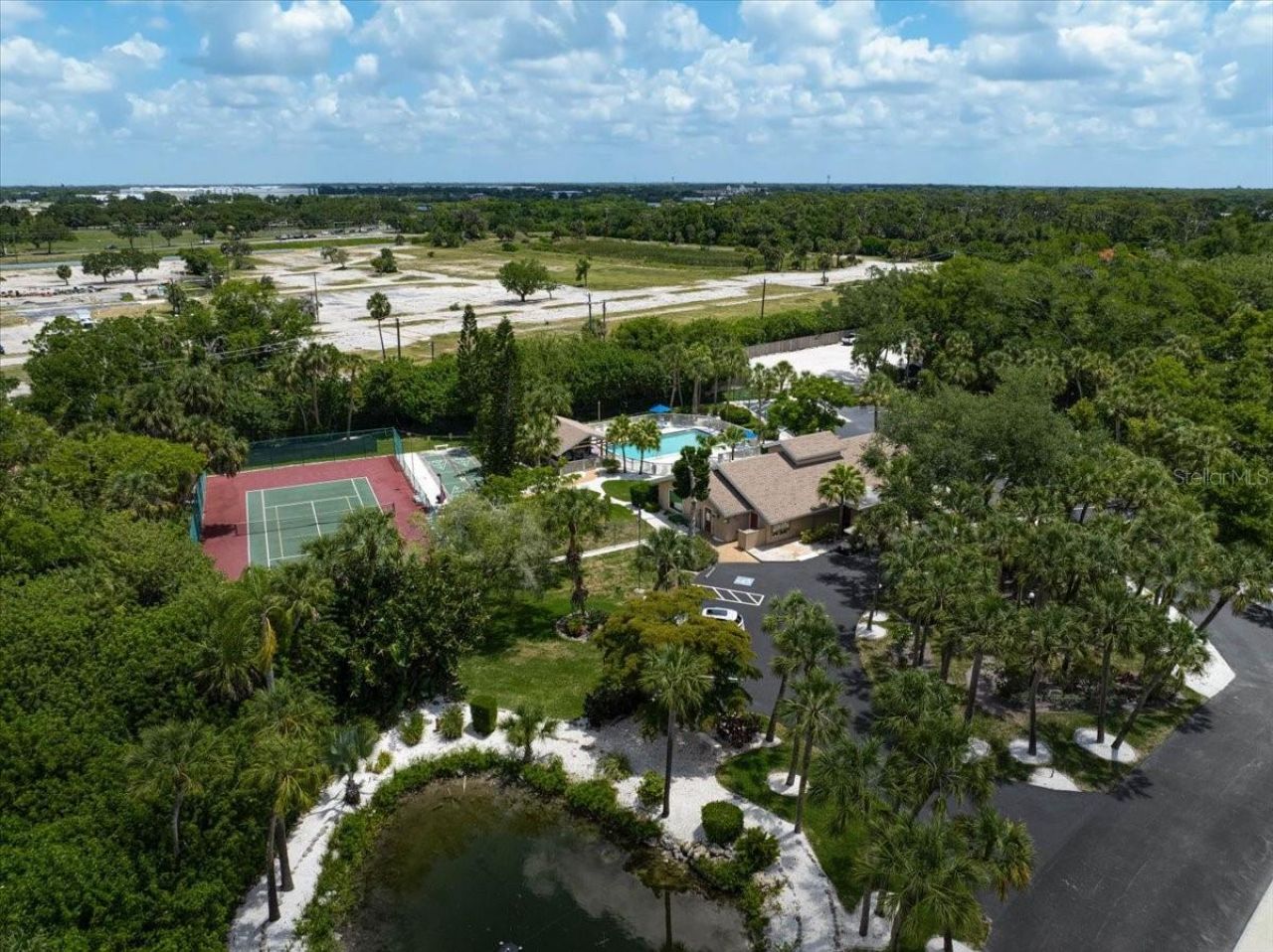 5033 Village Gardens Drive, Unit 24, Sarasota, FL 34234 Photo