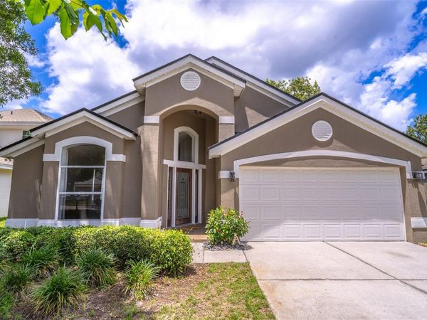 608 LAKE CLAIRE COURT , OVIEDO, FL 32765