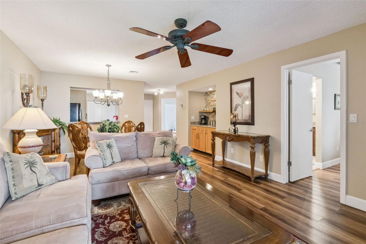 6210 Raintree Drive, Unit L4, Orlando, FL 32822 Photo