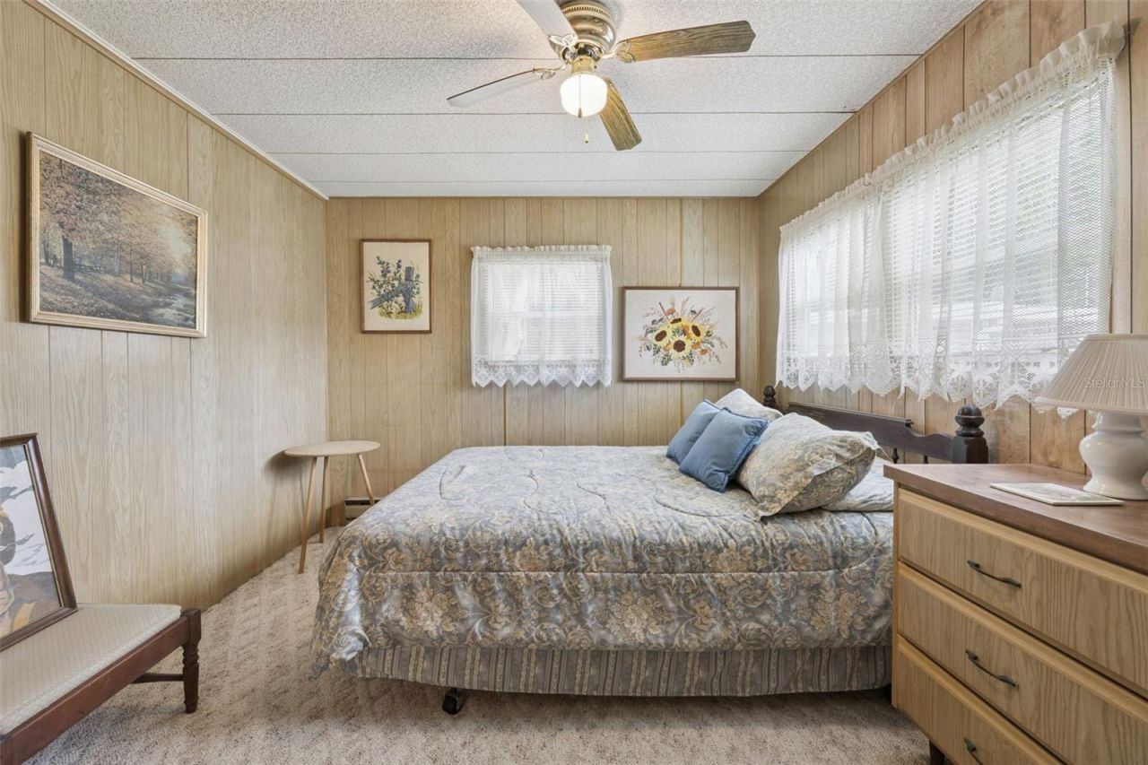 13 Cocos Plumosa Drive , Unit B, Eustis, FL 32726 Photo