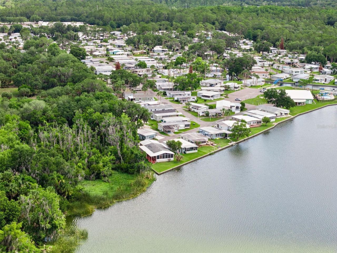 13 Cocos Plumosa Drive , Unit B, Eustis, FL 32726 Photo