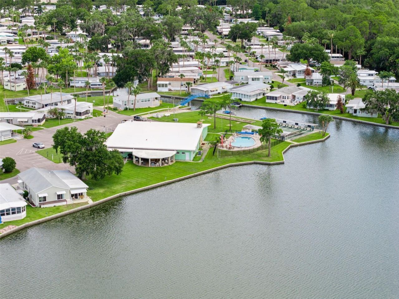 13 Cocos Plumosa Drive , Unit B, Eustis, FL 32726 Photo