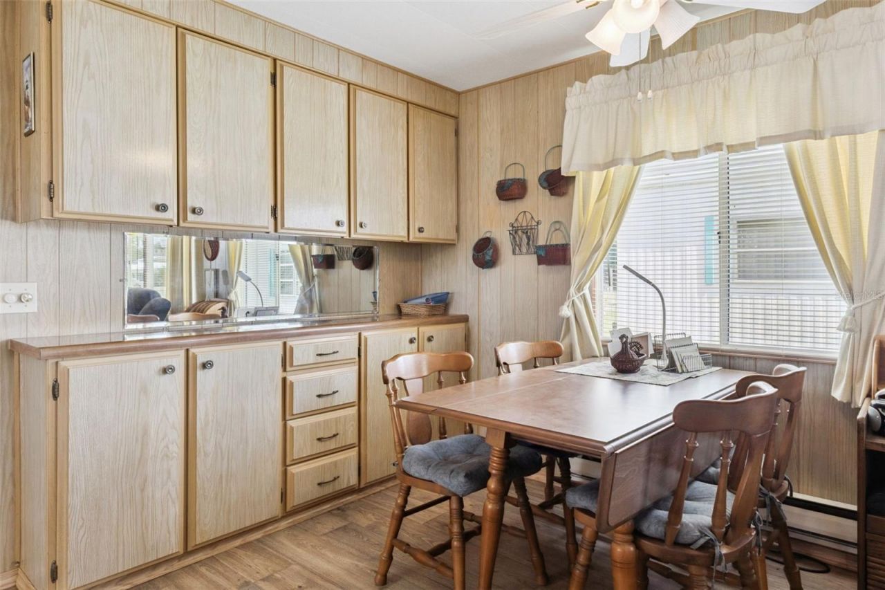 13 Cocos Plumosa Drive , Unit B, Eustis, FL 32726 Photo