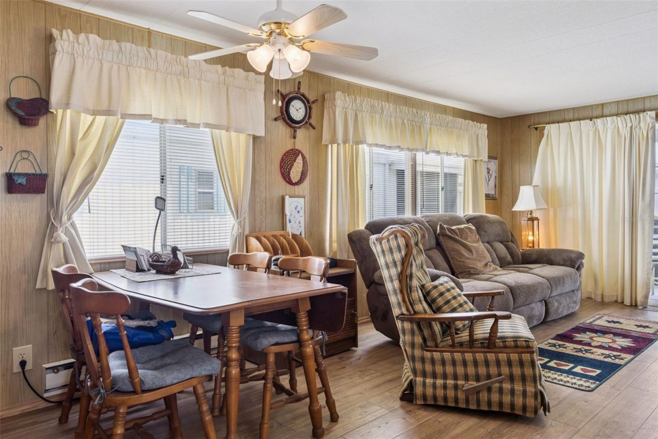 13 Cocos Plumosa Drive , Unit B, Eustis, FL 32726 Photo