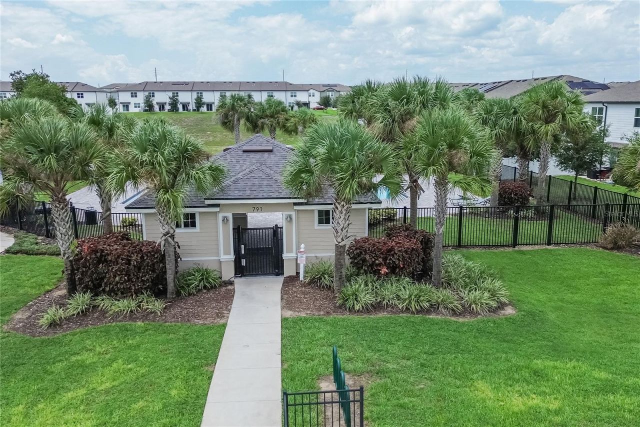 529 Madison Drive, Davenport, FL 33837 Photo