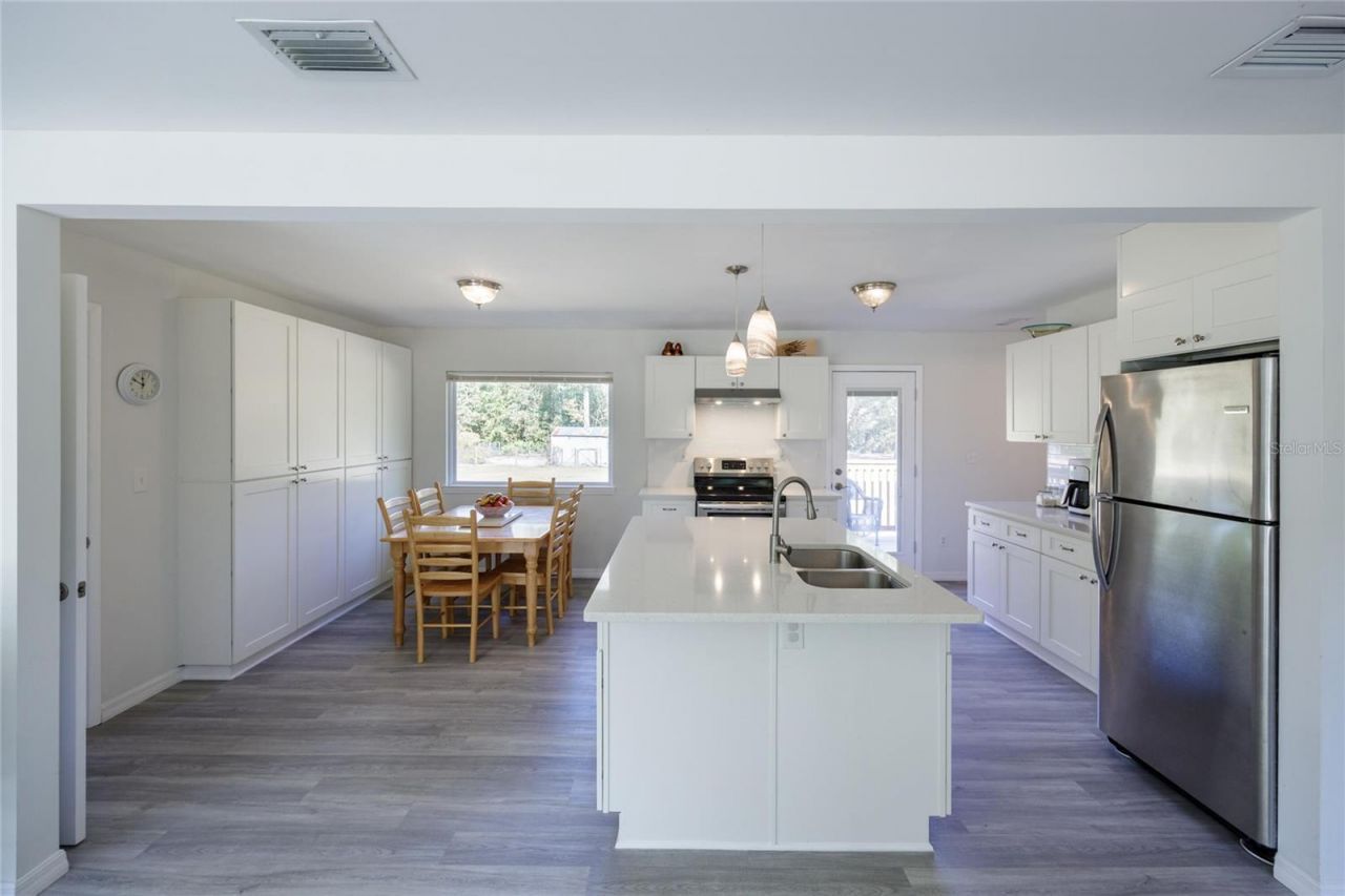 6320 SE 91st Trail, Trenton, FL 32693 Photo