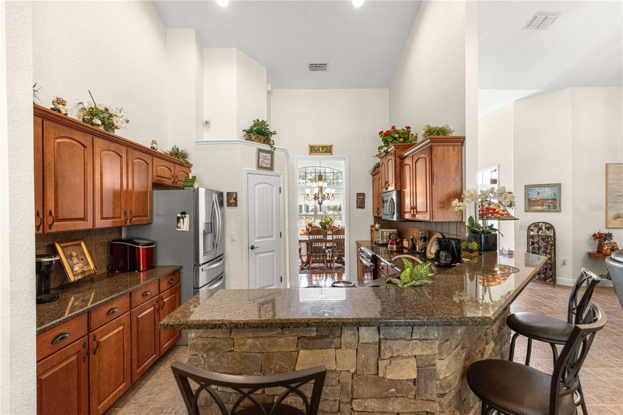 10304 SE 41st Terrace , Belleview, FL 34420 Photo