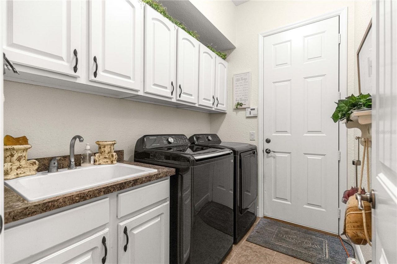 10304 SE 41st Terrace , Belleview, FL 34420 Photo