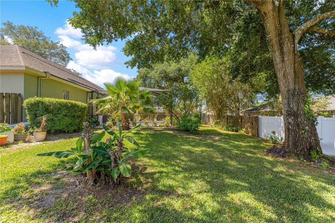 10304 SE 41st Terrace , Belleview, FL 34420 Photo