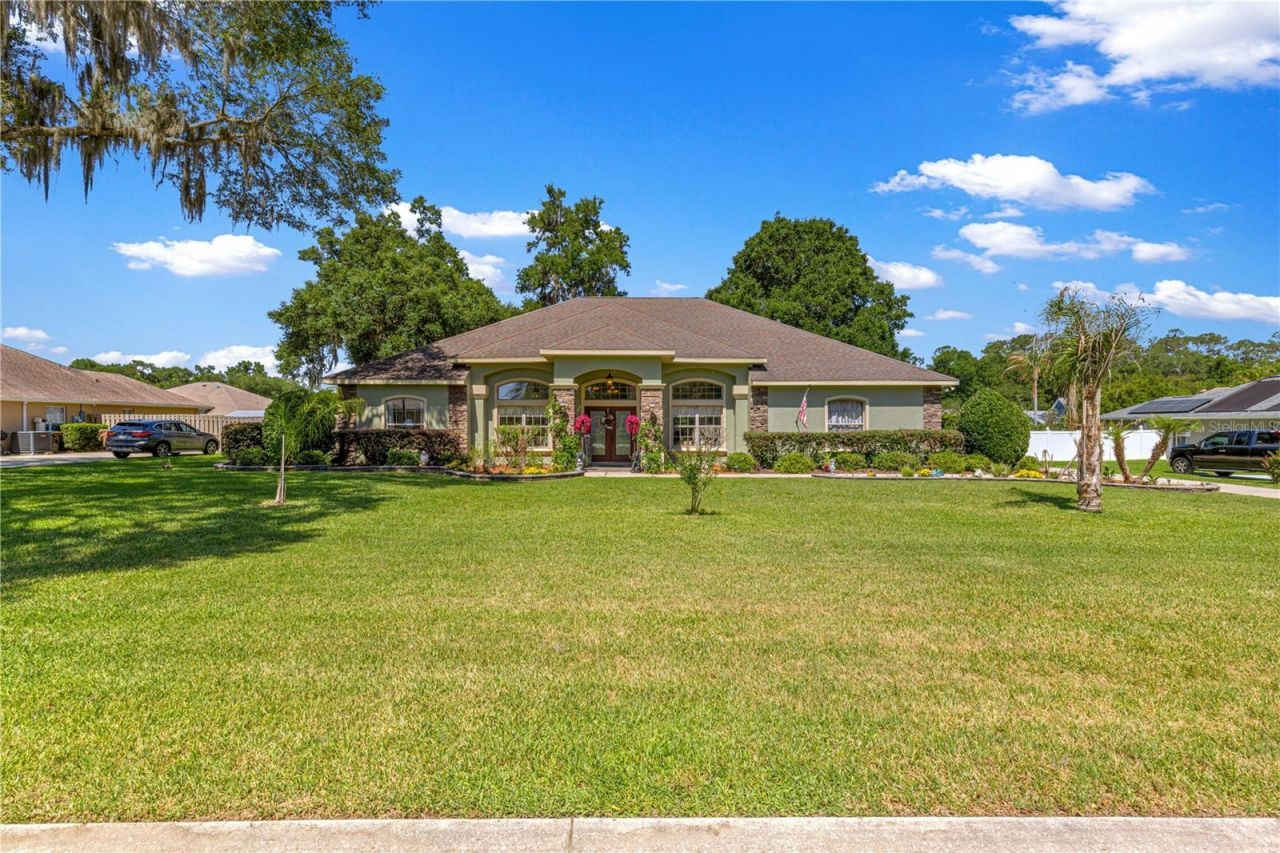 10304 SE 41st Terrace , Belleview, FL 34420 Photo