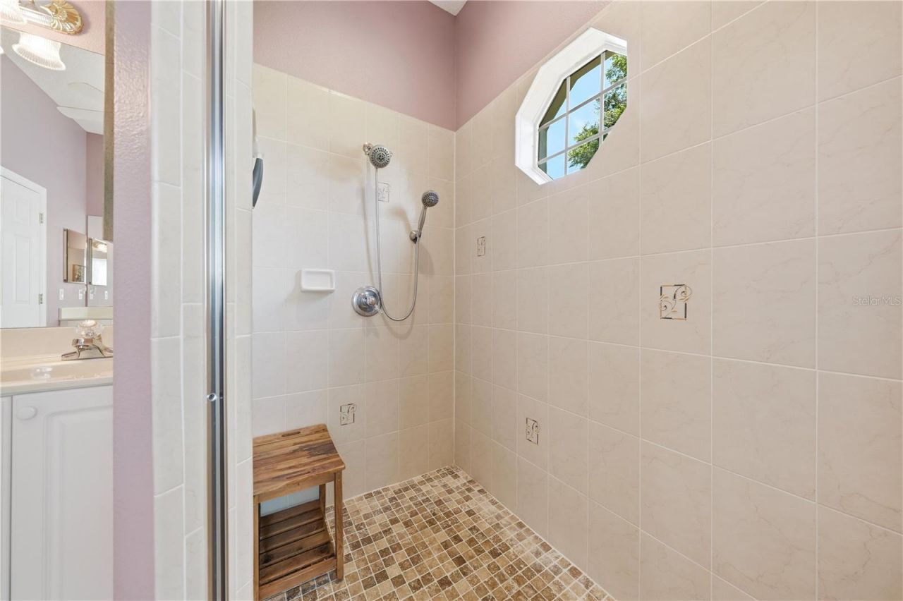 5453 Grove Manor, Lady Lake, FL 32159 Photo