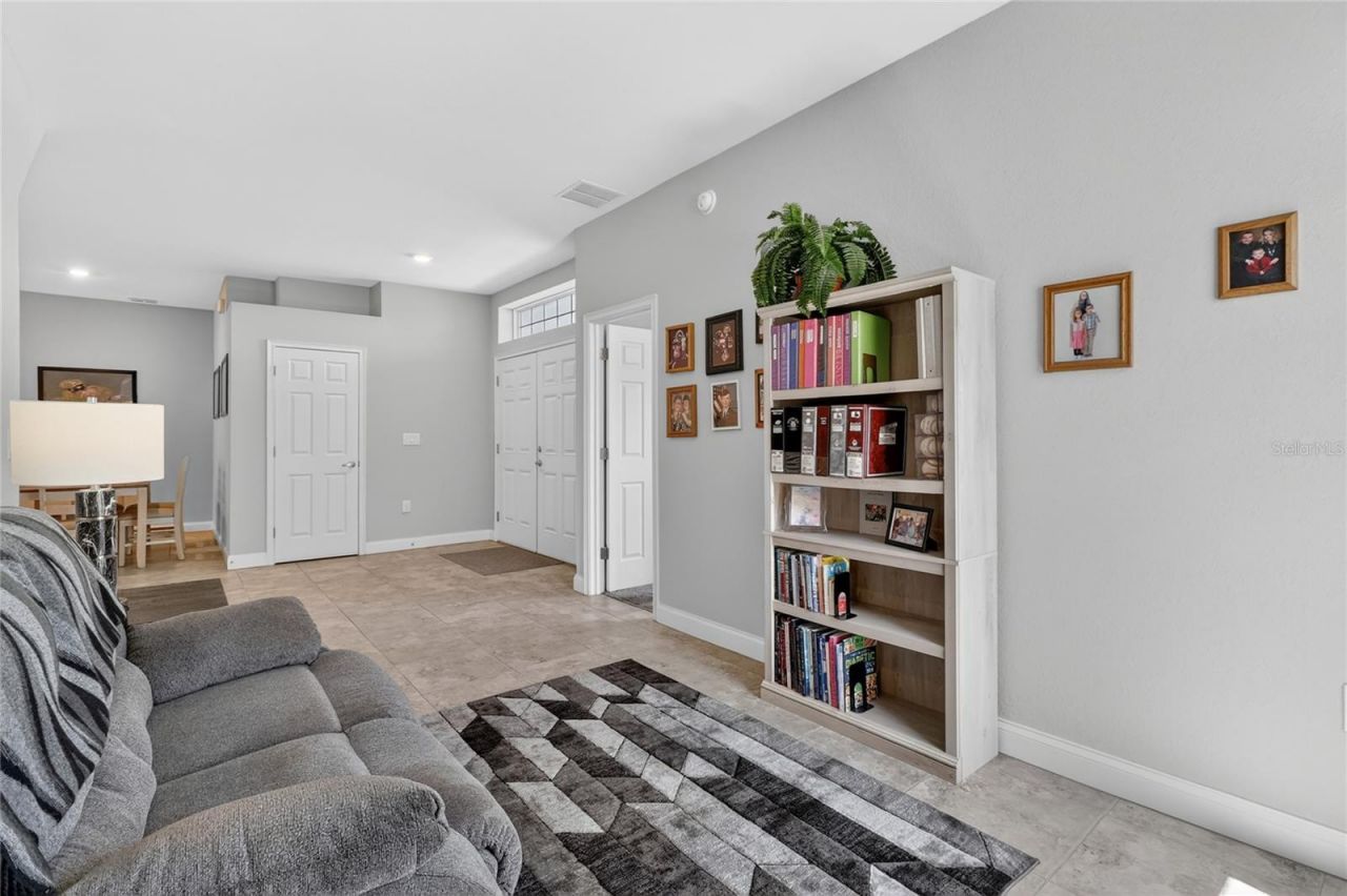 319 Travelers Creek Drive, Auburndale, FL 33823 Photo