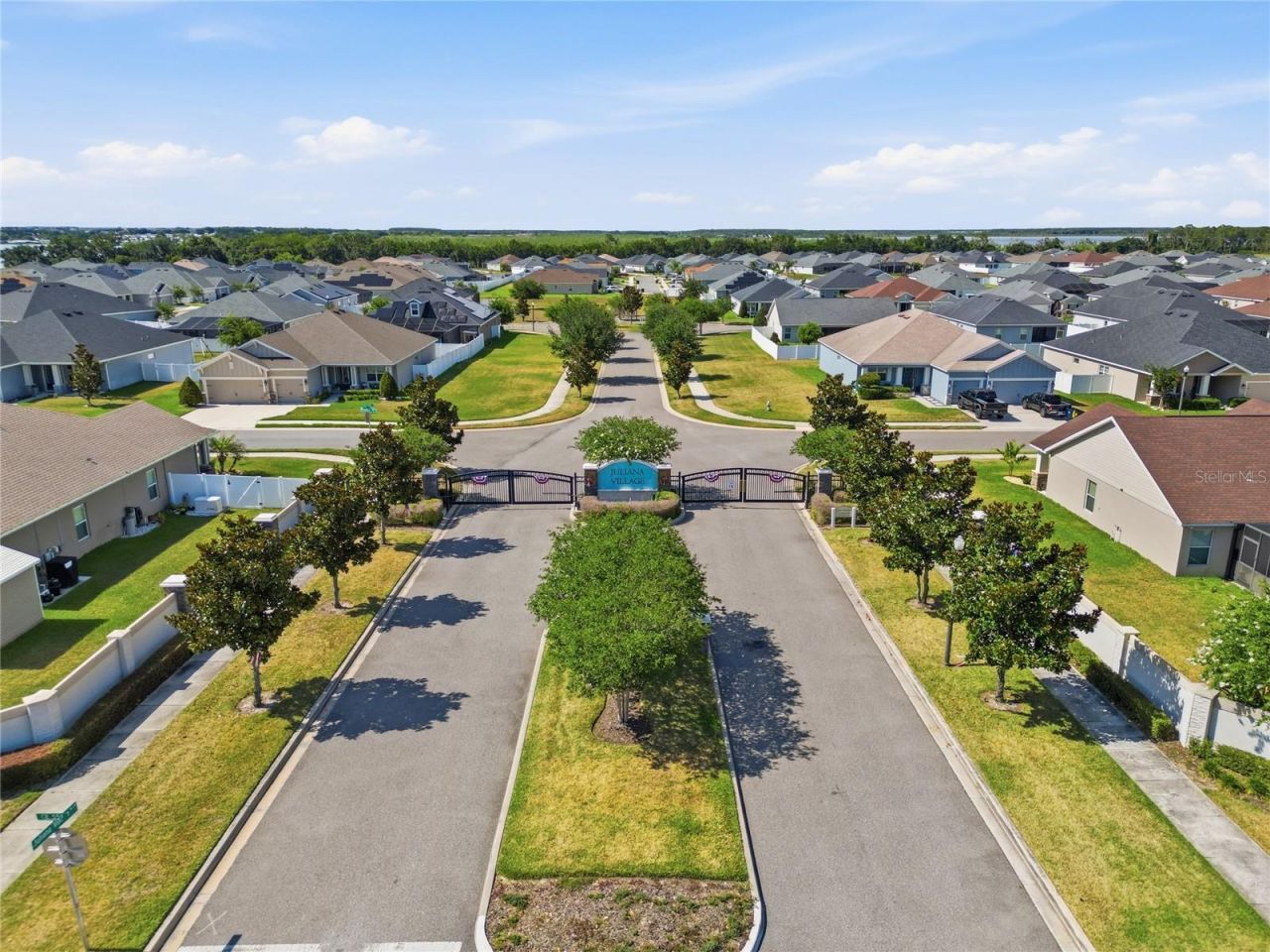319 Travelers Creek Drive, Auburndale, FL 33823 Photo