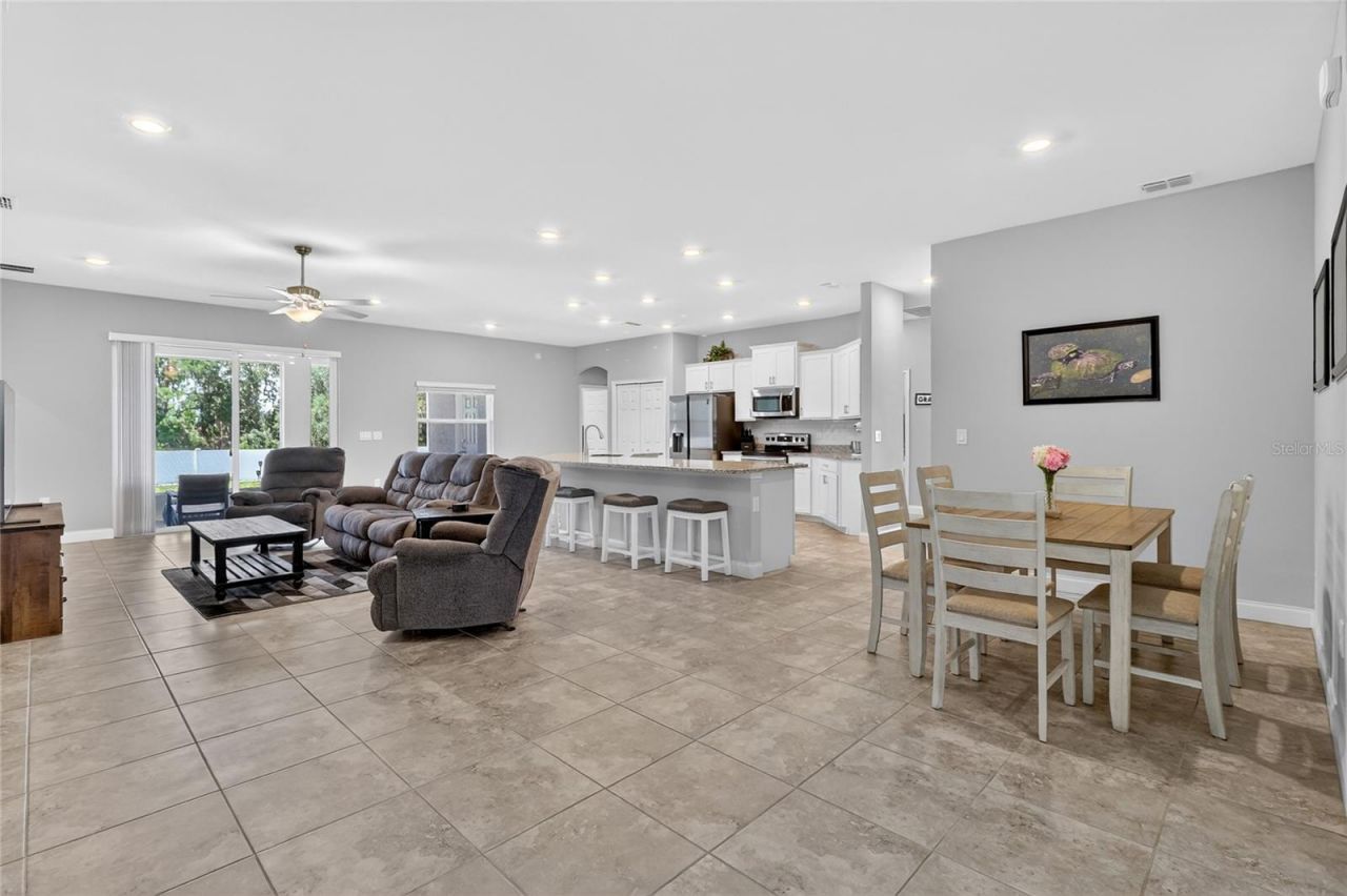 319 Travelers Creek Drive, Auburndale, FL 33823 Photo