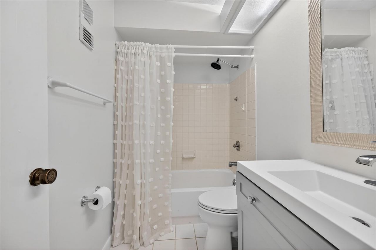 2583 Countryside Boulevard , Unit 3212, Clearwater, FL 33761 Photo