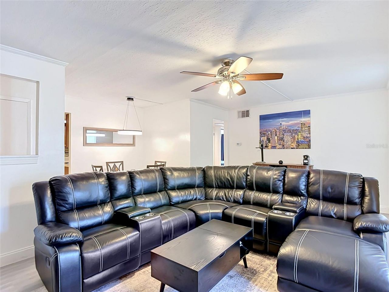4611 W North B Street , Unit 240, Tampa, FL 33609 Photo