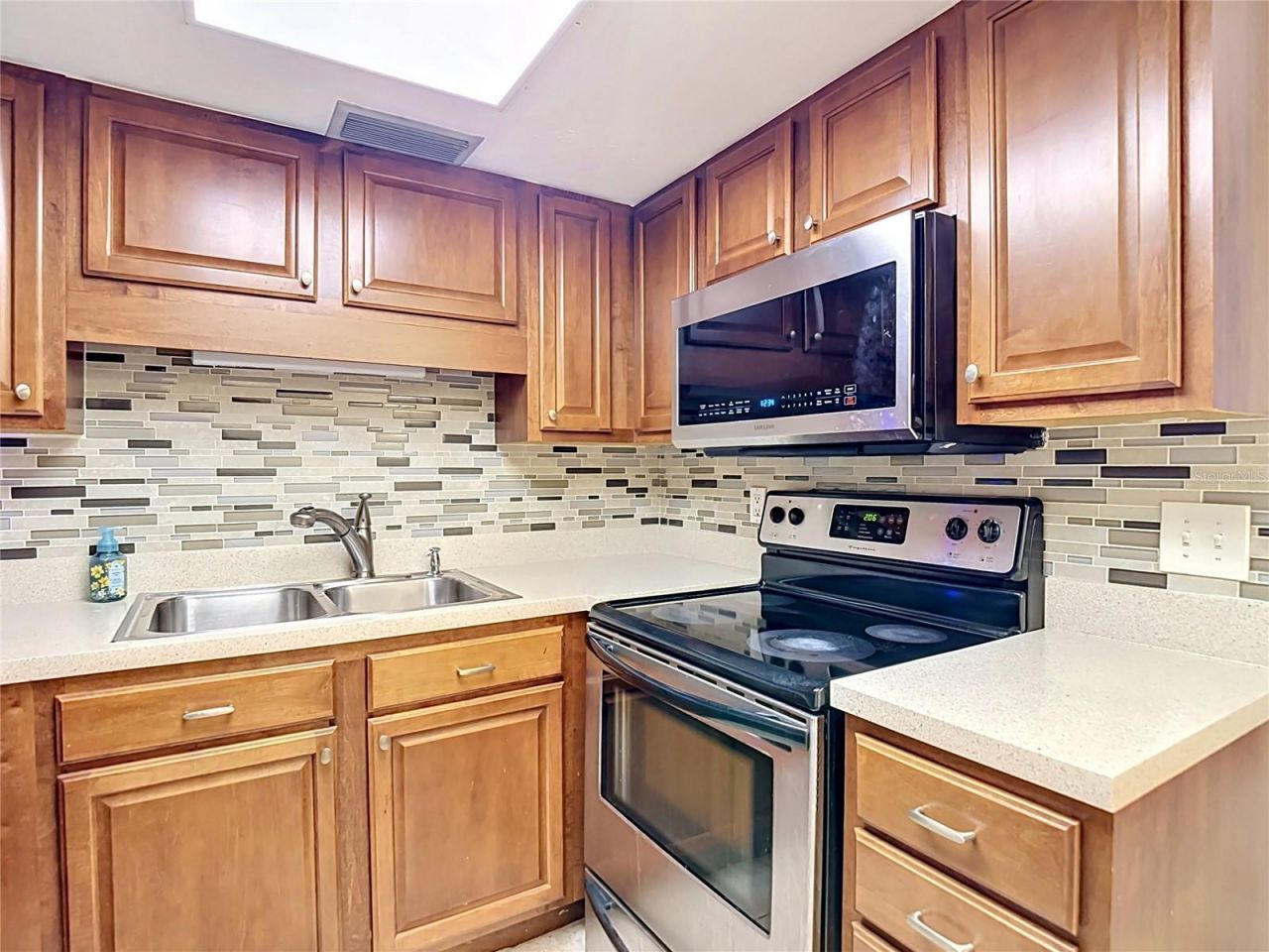 4611 W North B Street , Unit 240, Tampa, FL 33609 Photo