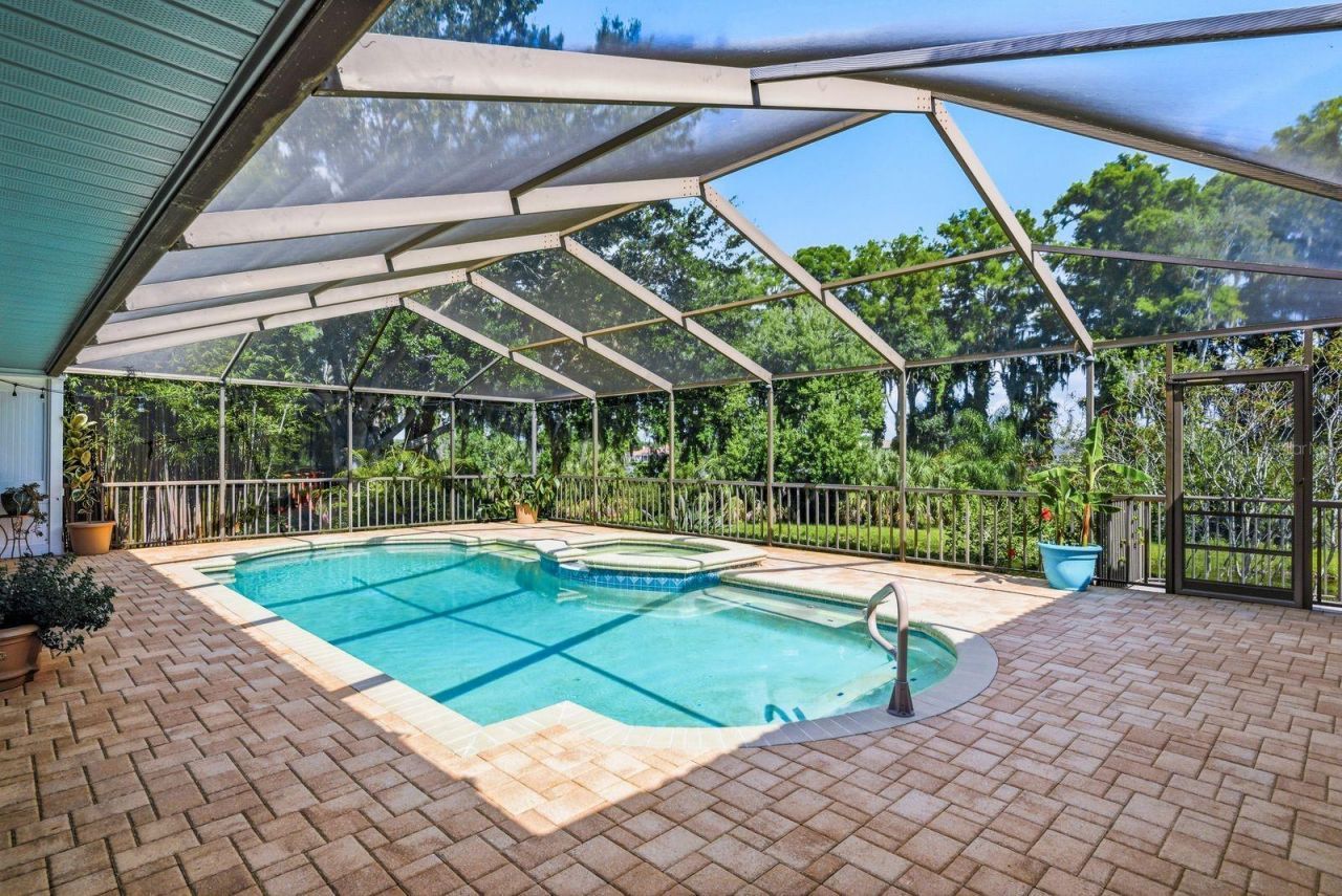 3930 Tarian Court , Palm Harbor, FL 34684 Photo