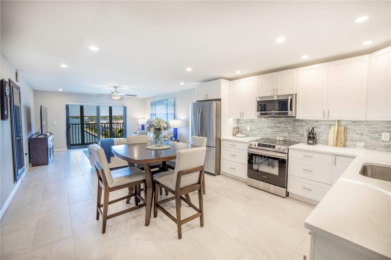 7300 Sun Island Drive S, Unit 602, South Pasadena, FL 33707 Photo