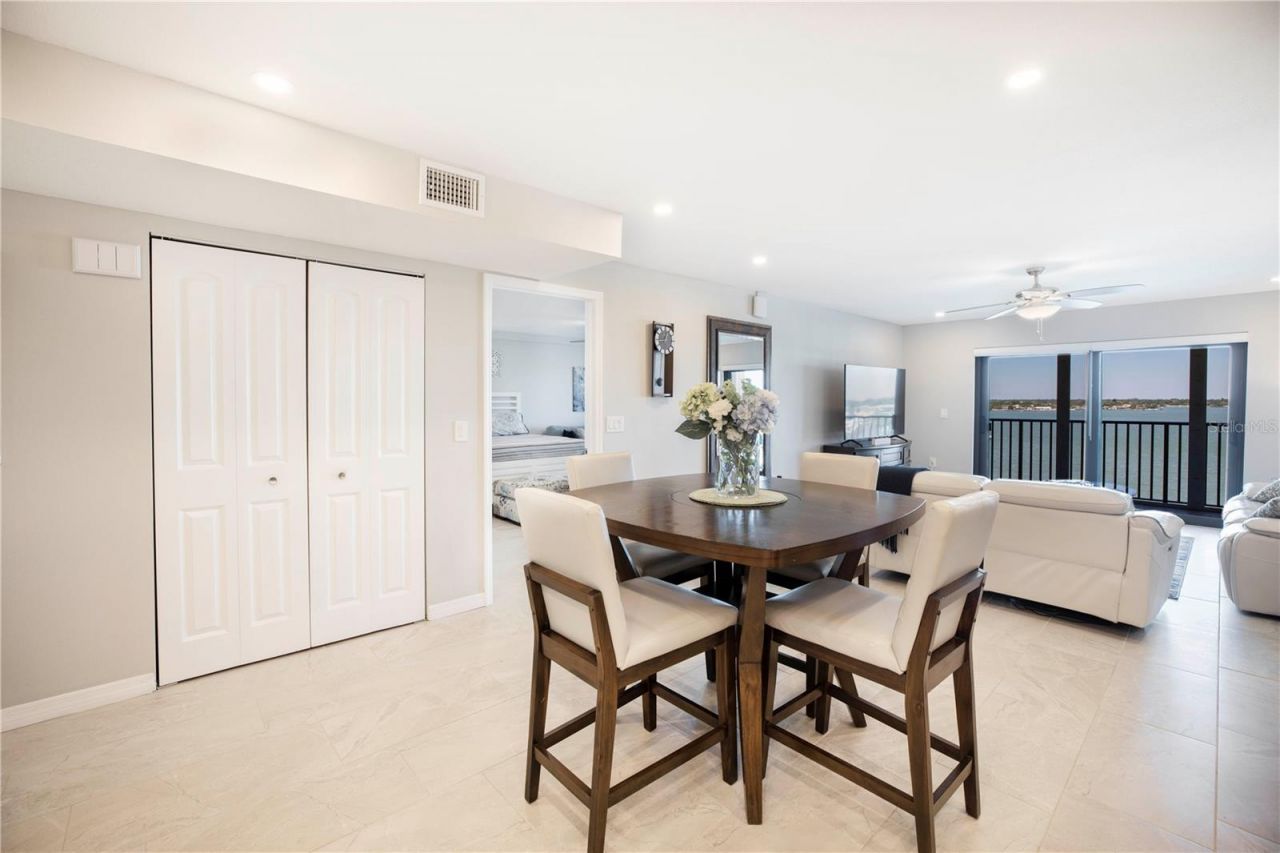 7300 Sun Island Drive S, Unit 602, South Pasadena, FL 33707 Photo