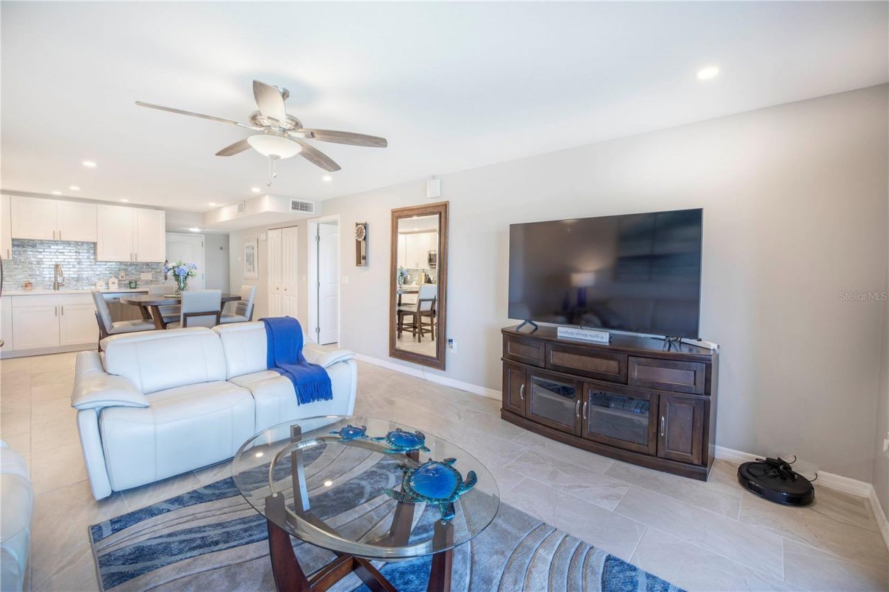7300 Sun Island Drive S, Unit 602, South Pasadena, FL 33707 Photo
