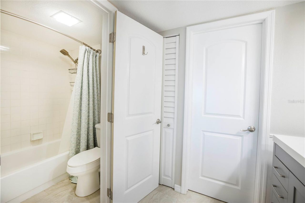 7300 Sun Island Drive S, Unit 602, South Pasadena, FL 33707 Photo