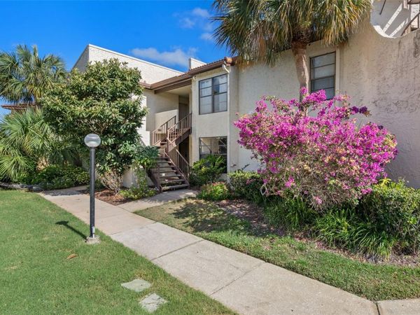 2571 CYPRUS DRIVE, Unit 1-201, PALM HARBOR, FL 34684